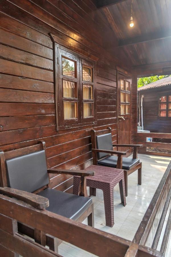 Tropical Valley Resort Morjim Esterno foto